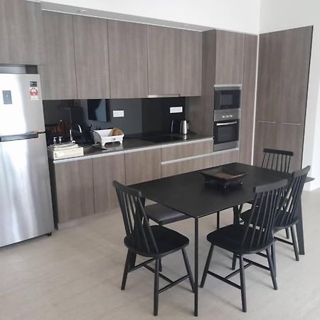 By The Sea Suites - Managed By Sdb Host Batu Feringgi Exteriör bild