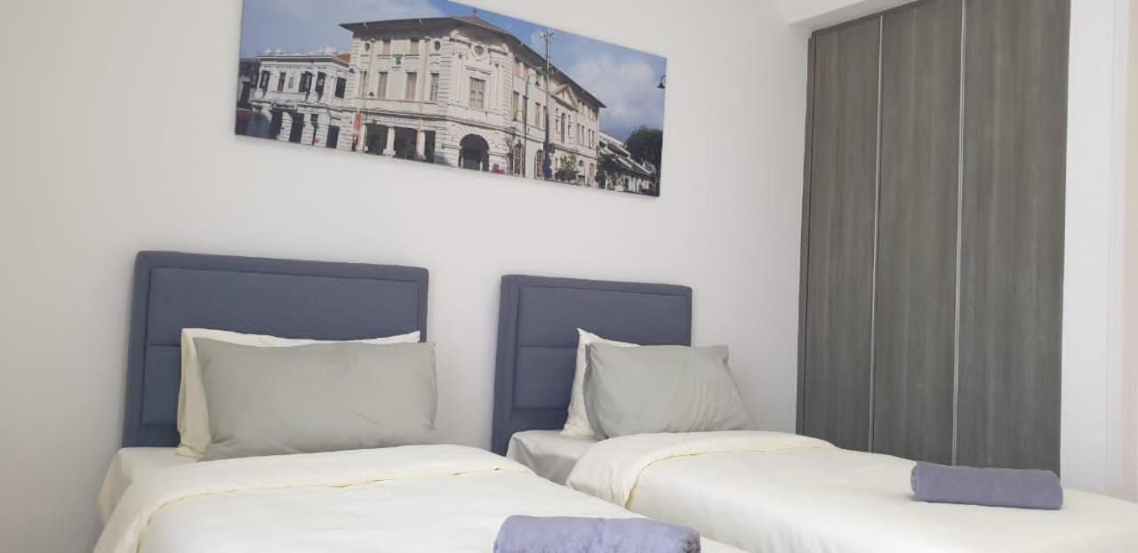 By The Sea Suites - Managed By Sdb Host Batu Feringgi Exteriör bild
