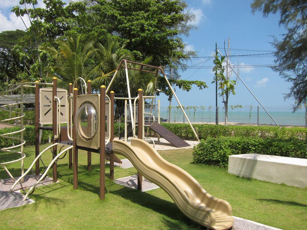 By The Sea Suites - Managed By Sdb Host Batu Feringgi Exteriör bild