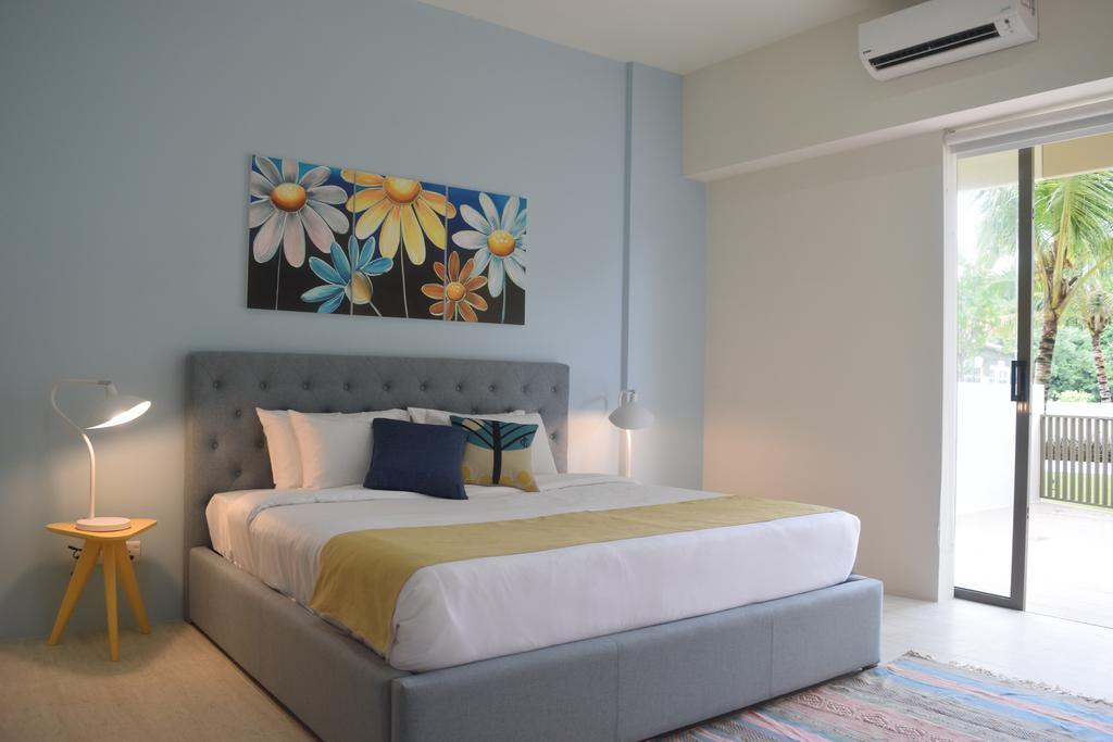 By The Sea Suites - Managed By Sdb Host Batu Feringgi Exteriör bild