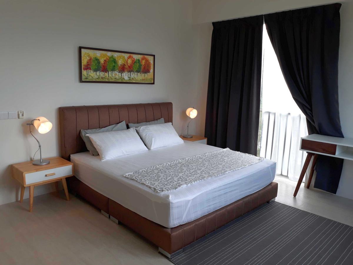 By The Sea Suites - Managed By Sdb Host Batu Feringgi Exteriör bild