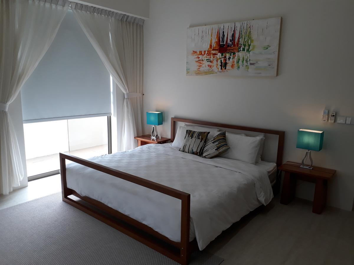By The Sea Suites - Managed By Sdb Host Batu Feringgi Exteriör bild